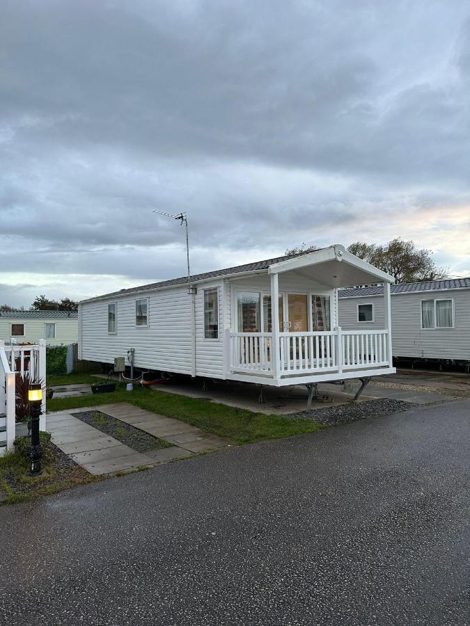 Willa Luxurious 6 Berth Swift Bordeaux On Lyons Robin Hood Rhyl Meliden Zewnętrze zdjęcie