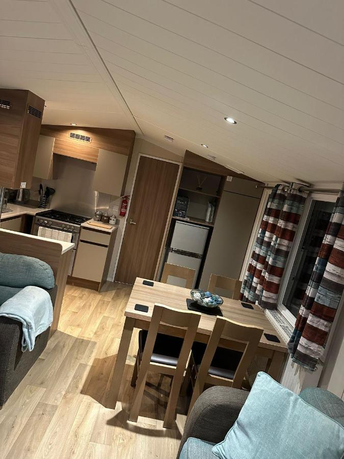 Willa Luxurious 6 Berth Swift Bordeaux On Lyons Robin Hood Rhyl Meliden Zewnętrze zdjęcie