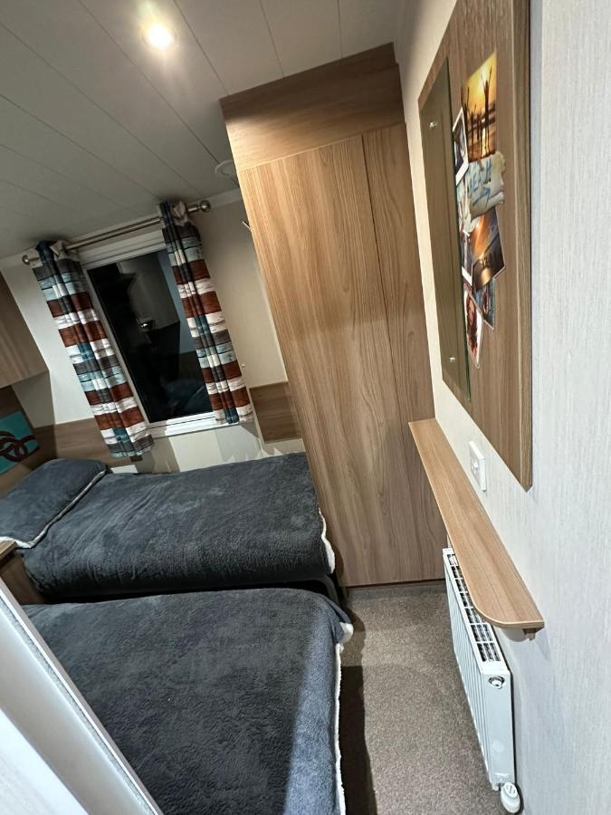 Willa Luxurious 6 Berth Swift Bordeaux On Lyons Robin Hood Rhyl Meliden Zewnętrze zdjęcie