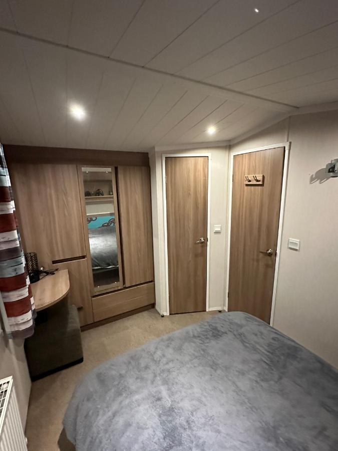 Willa Luxurious 6 Berth Swift Bordeaux On Lyons Robin Hood Rhyl Meliden Zewnętrze zdjęcie